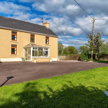 Holiday home Maryfields Castlemaine